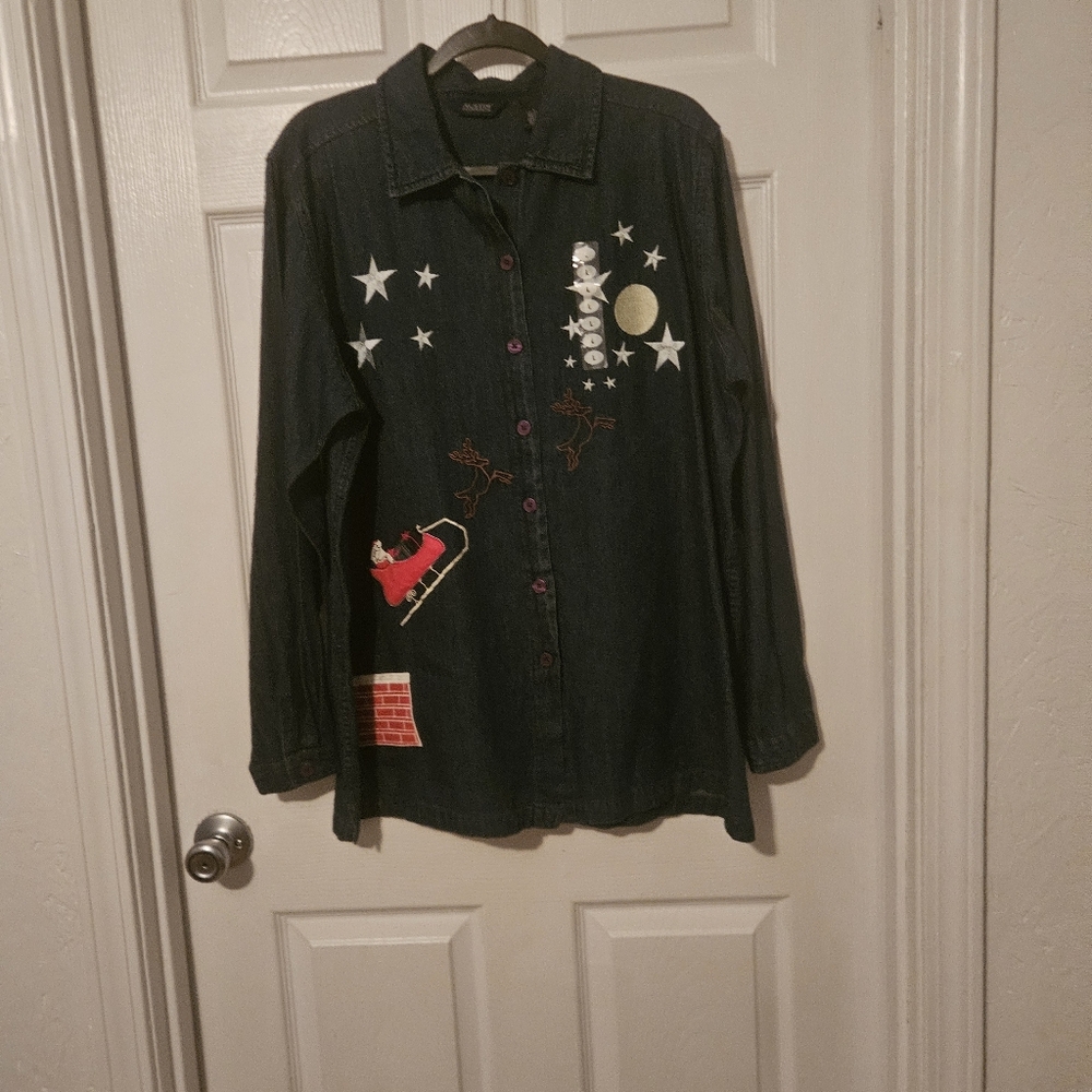 Austin Clothing Co.Blue Denim Button Down Christmas Shirt Lg
